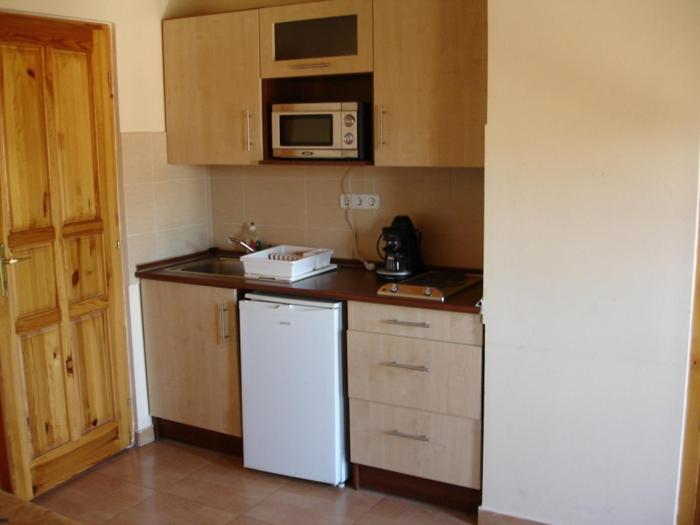 Mediterran Apartman Es Vendeghaz Hajdúszoboszló Exterior foto